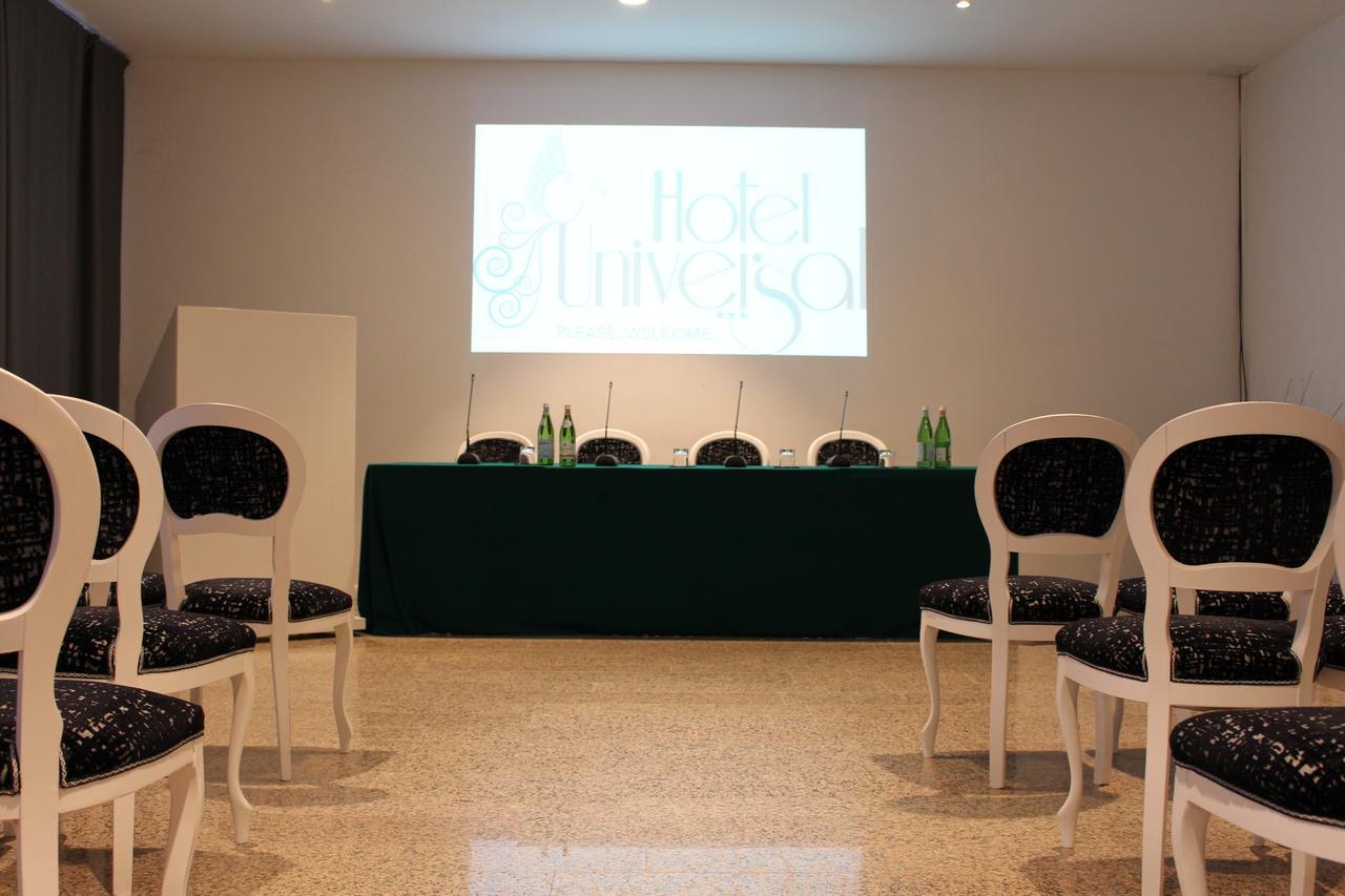 Hotel Universal Livorno Esterno foto